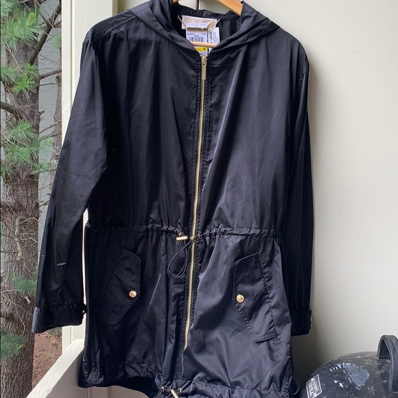 Michael Kors black & gold anorak drawstring jacket - Picture 3 of 9